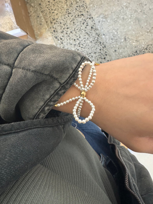 Pearl Bow Bracelet