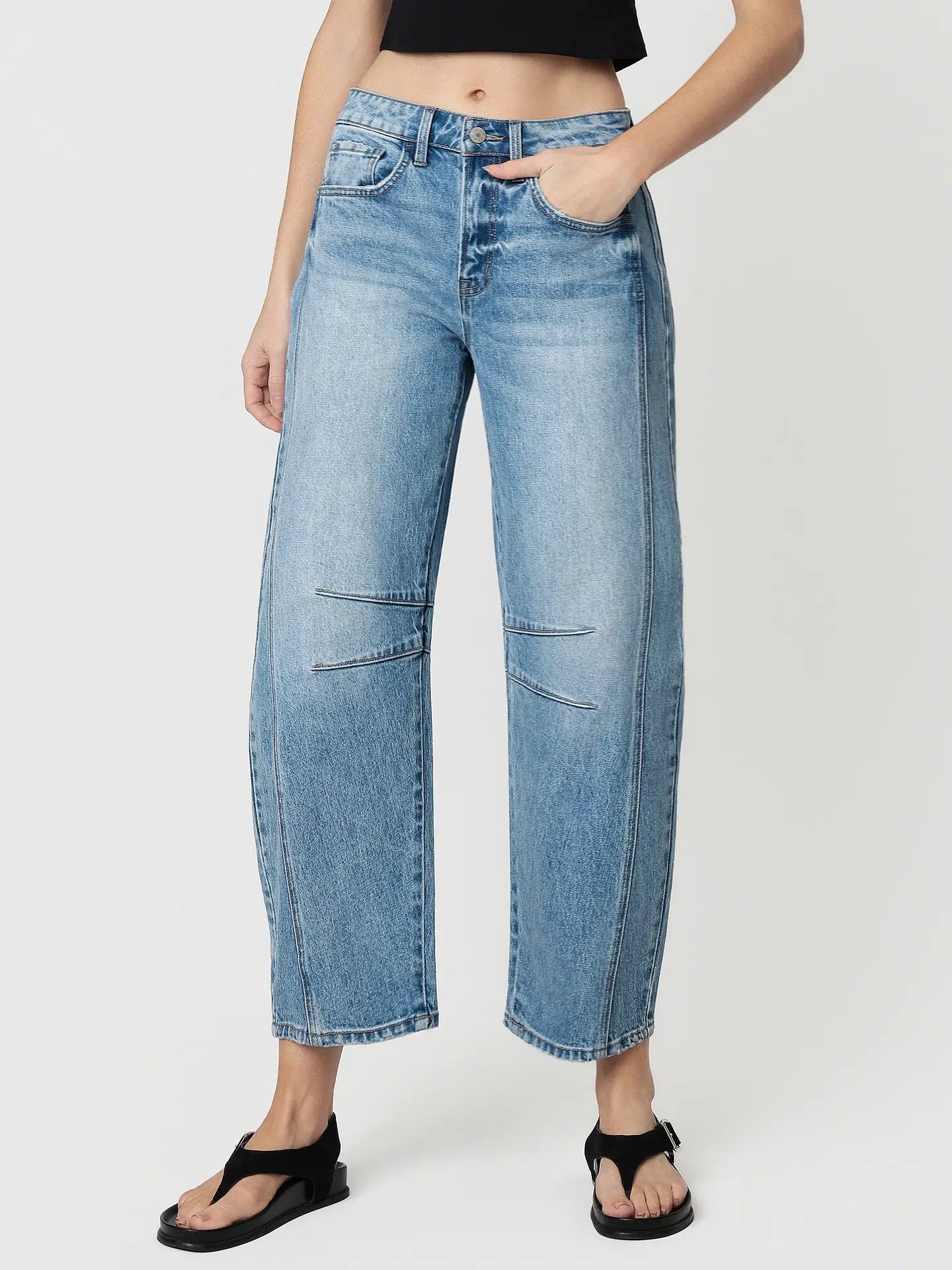 HR Structured Barrel Jeans