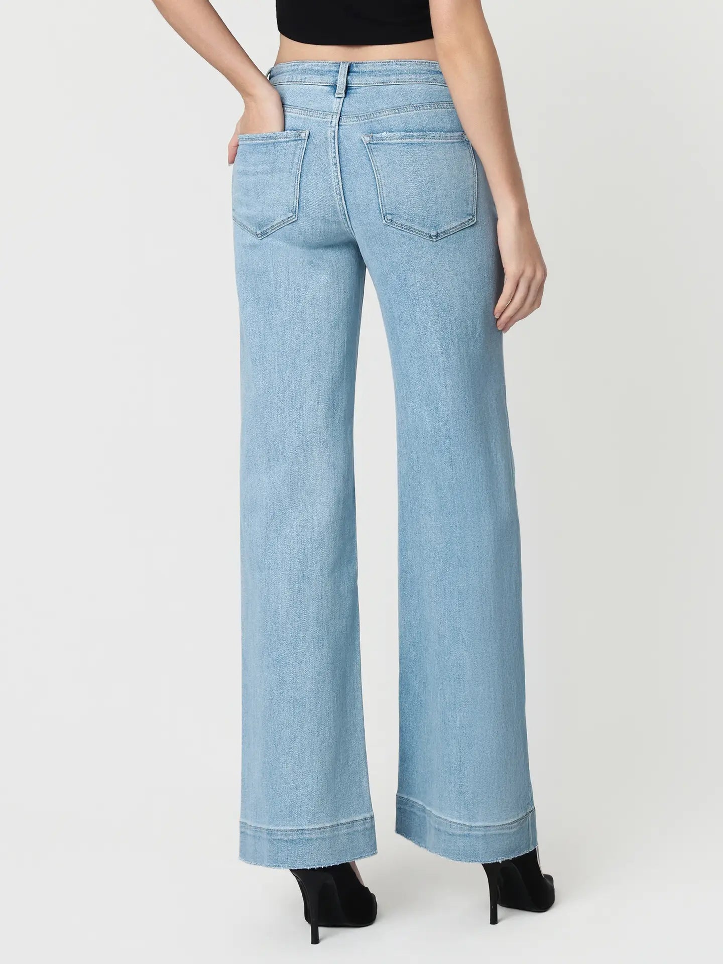 HR Light Washed Jeans